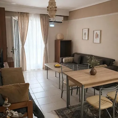 Clever Estate Kalyves-family With Private Veranda Appartement *